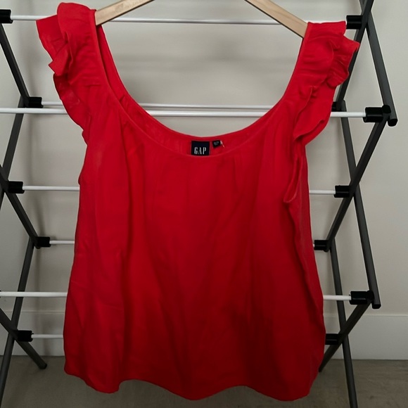 Gap Flutter Sleeve Tank - Picture 9 of 9